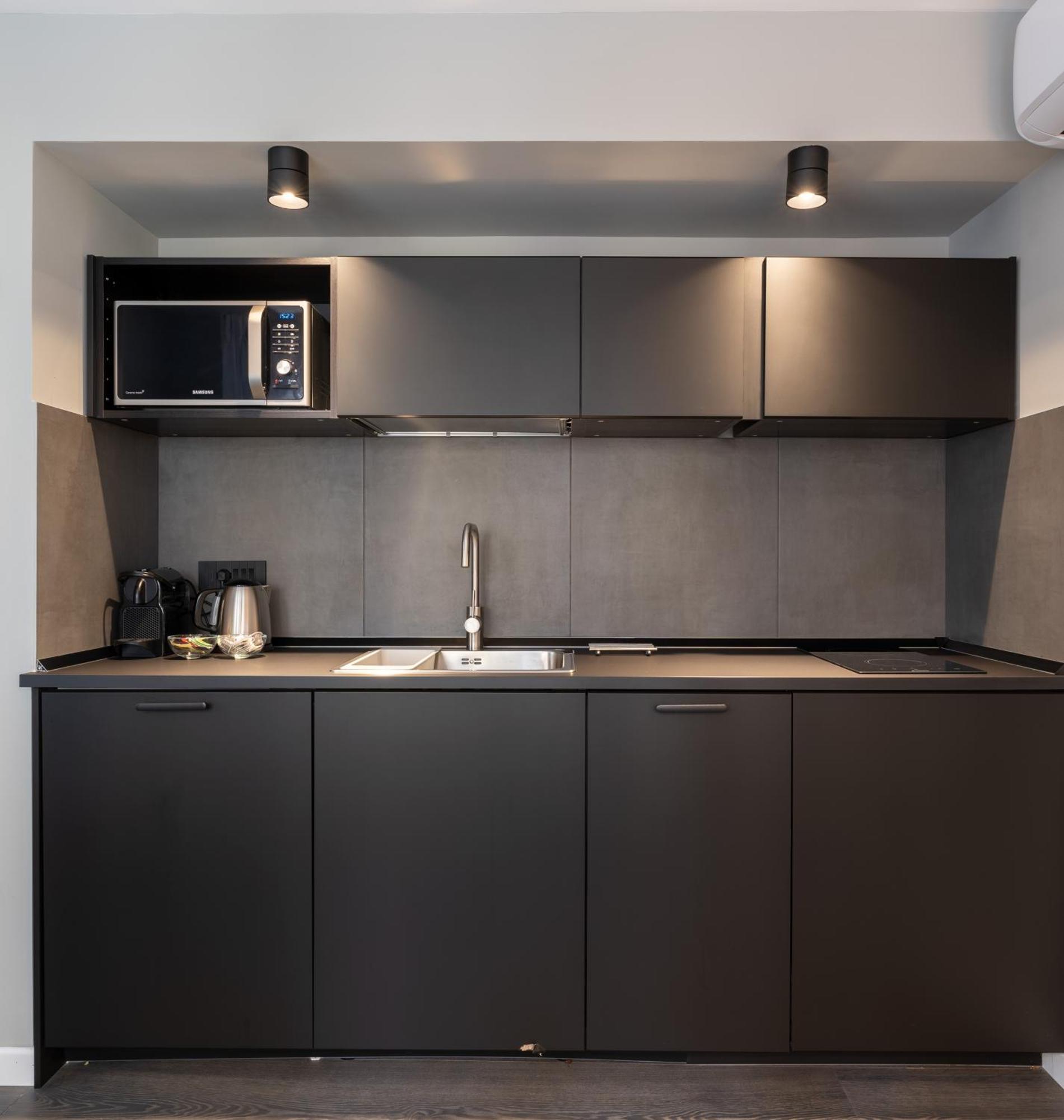 Standard Apartment – Via Santa Lucia 66